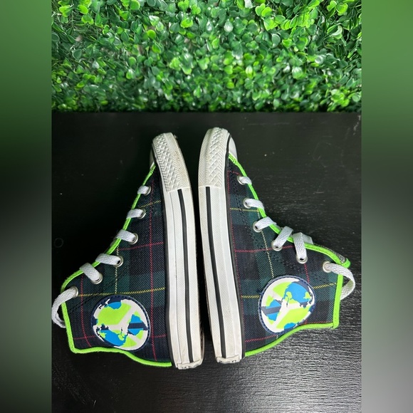 Converse Chuck Taylor All Star Hi Peace On Earth In Plaid Sneakers Size 12 boys - Picture 6 of 9